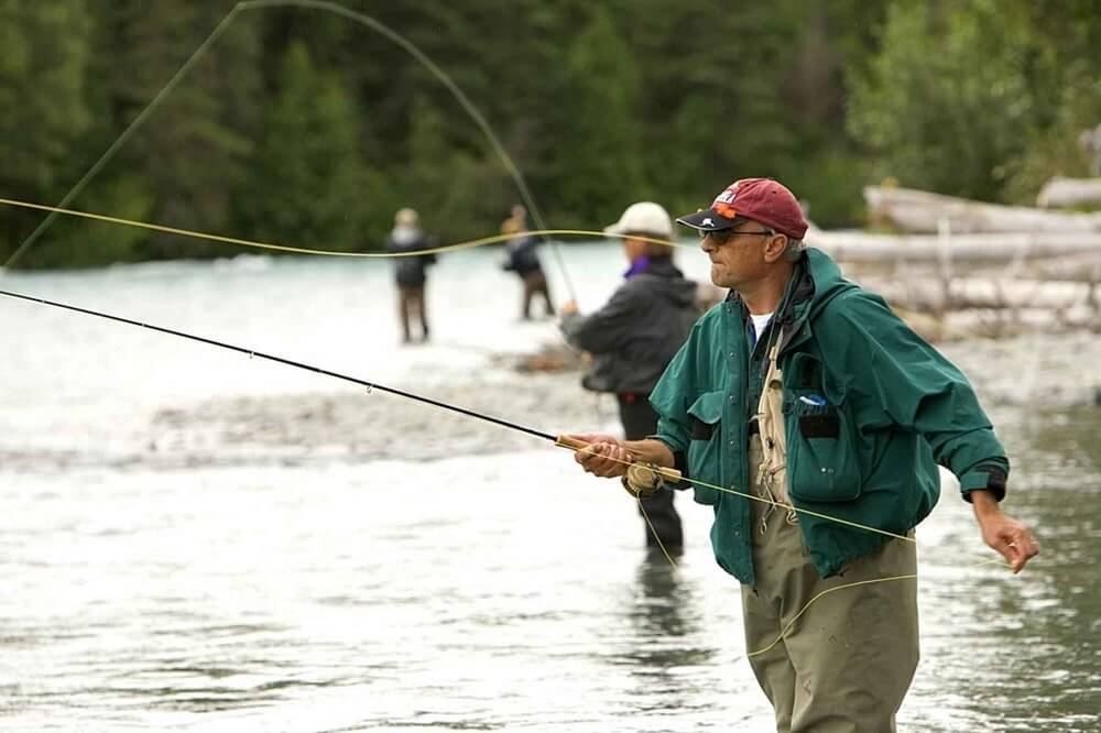 fly fishing vests buyers guide featured